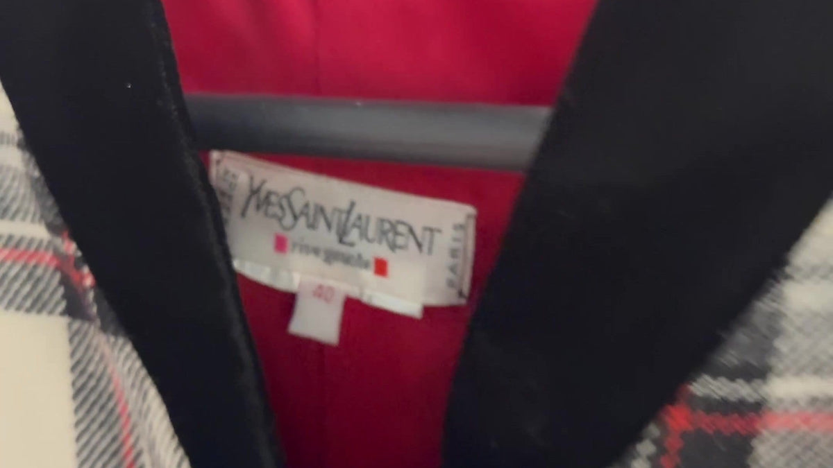 Original size label inside a vintage Yves Saint Laurent Rive Gauche jacket, marked size 40