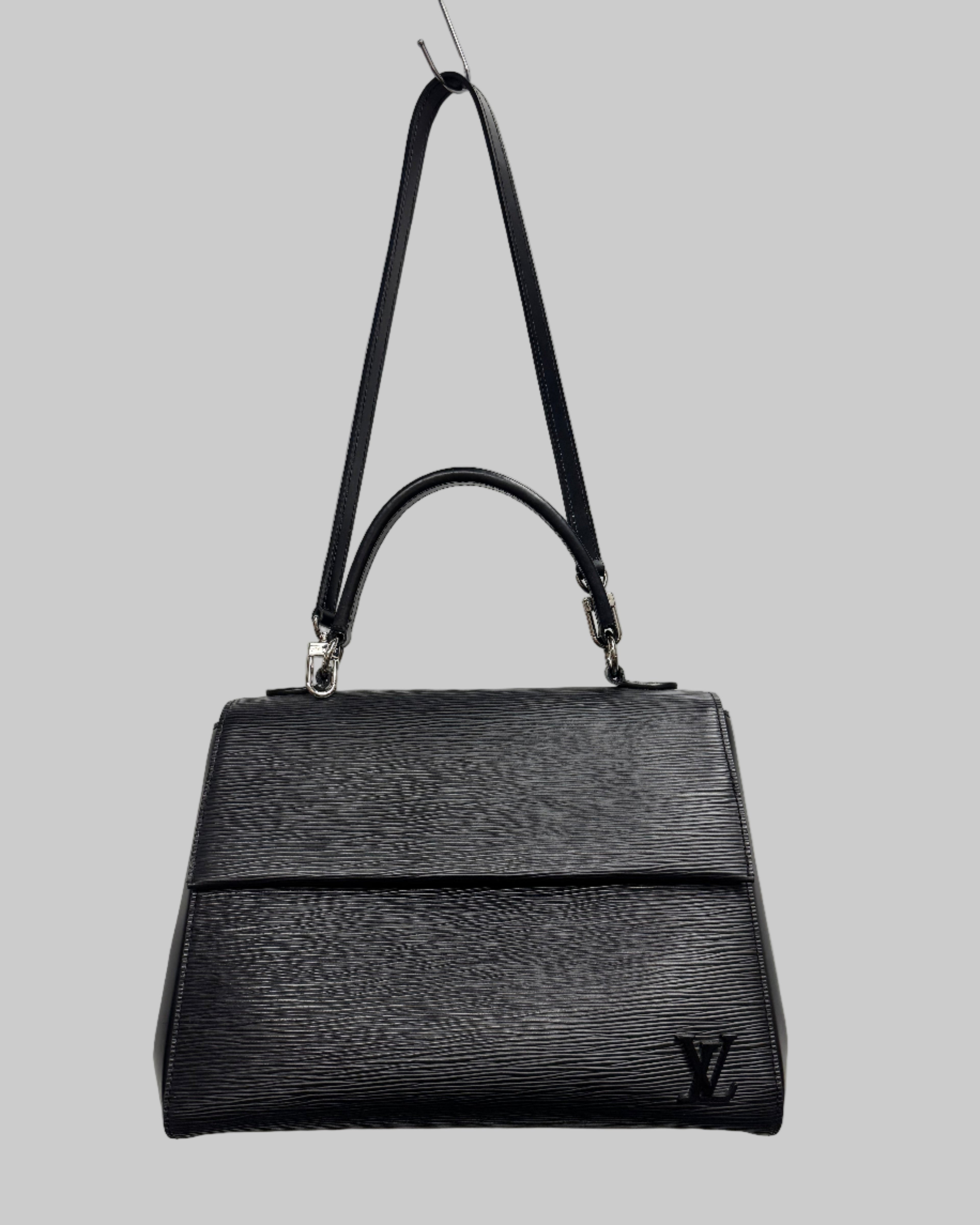 Louis Vuitton  🖤 Item: Women’s Black Epi Leather Top-Handle Bag Front