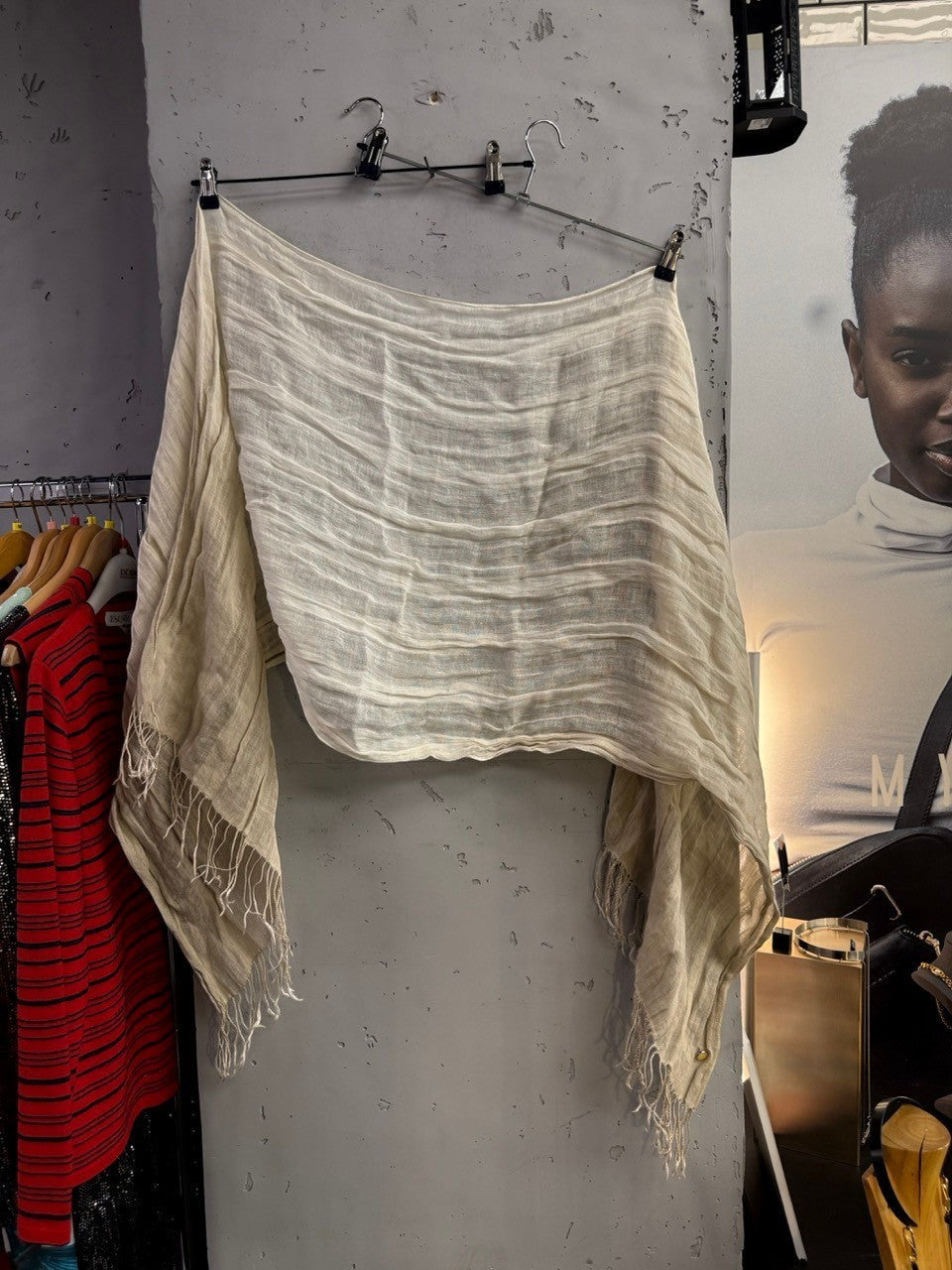 BERLIN VINTAGE CORNER Armani Collezioni cream linen scarf with textured weave and fringe detail.