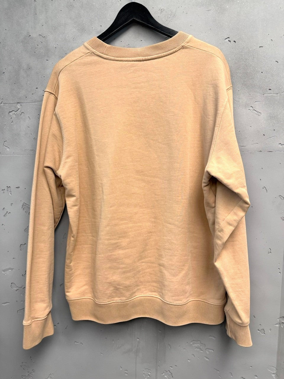 BERLIN VINTAGE CORNER beige cotton crewneck sweatshirt with embroidered logo on chest.