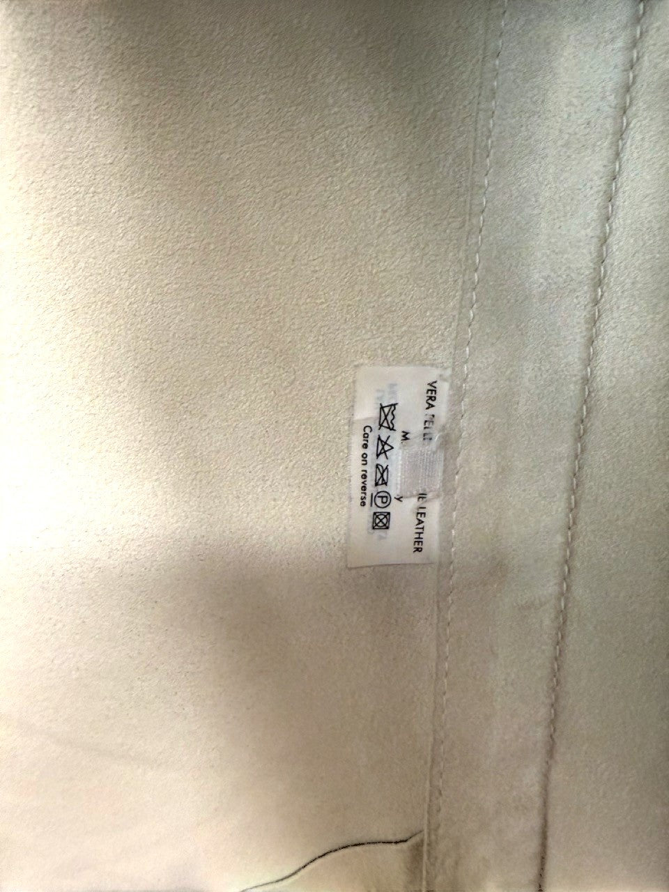 BERLIN VINTAGE CORNER beige suede safari jacket with band collar and two chest pockets.