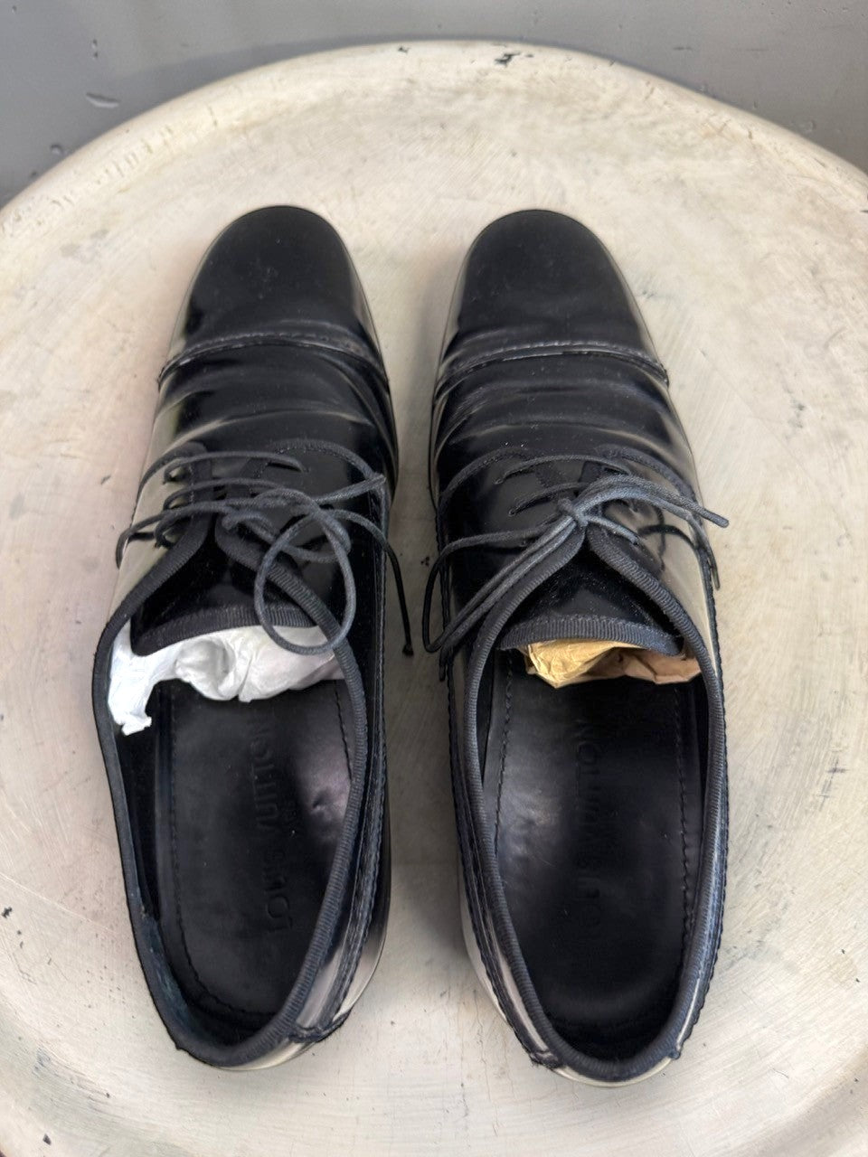BERLIN VINTAGE CORNER black polished leather dress shoes with lace-up closure and subtle stitched accents.