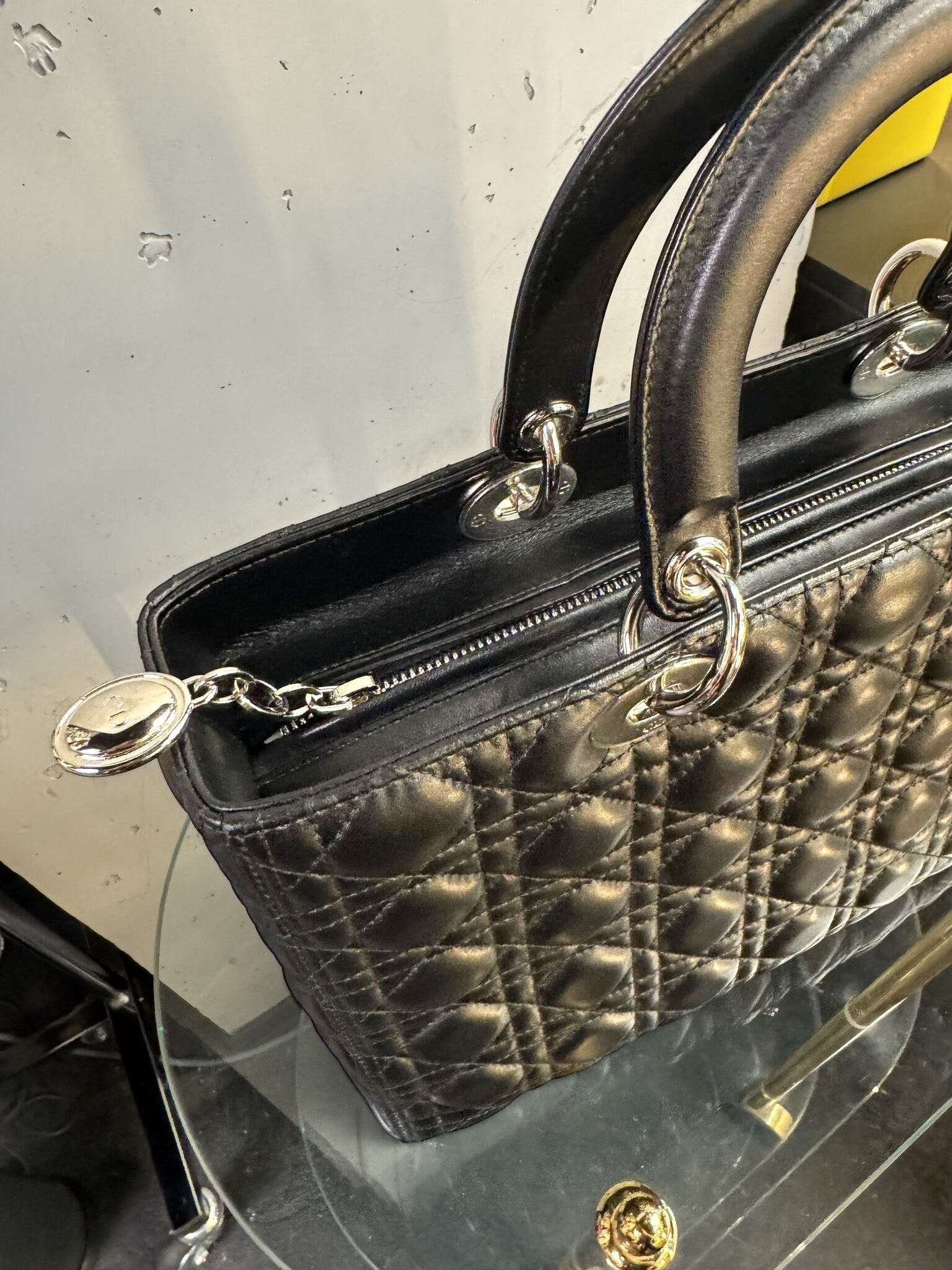 BERLIN VINTAGE CORNER black quilted leather handbag with signature cannage stitching and silver-tone hardware