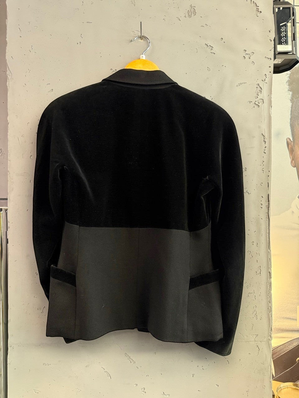 BERLIN VINTAGE CORNER black velvet and textured woven blazer jacket with velvet trim pockets.