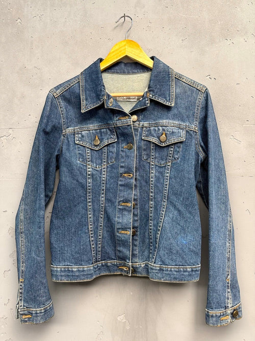 BERLIN VINTAGE CORNER classic blue denim jacket with button-up front, collar, and chest pockets with subtle embellishments.