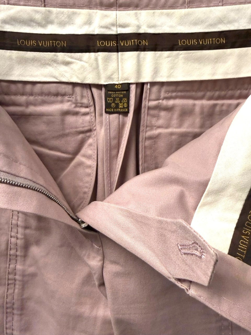 BERLIN VINTAGE CORNER blush pink cotton blend straight-leg trousers with mid-rise waist and button closure.