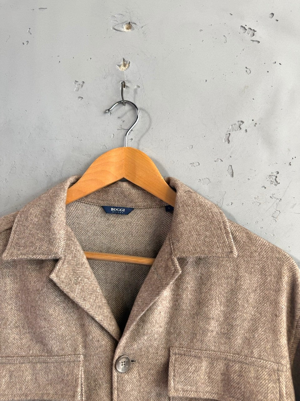 Boggi Milano shirt jacket, collar and label