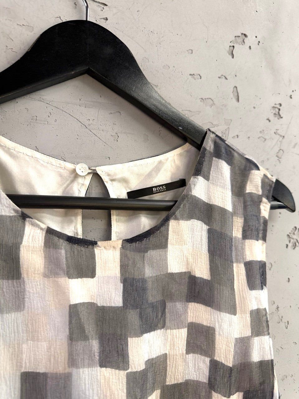 BERLIN VINTAGE CORNER BOSS sleeveless dress in a grey, black, and white geometric block print with a keyhole back.