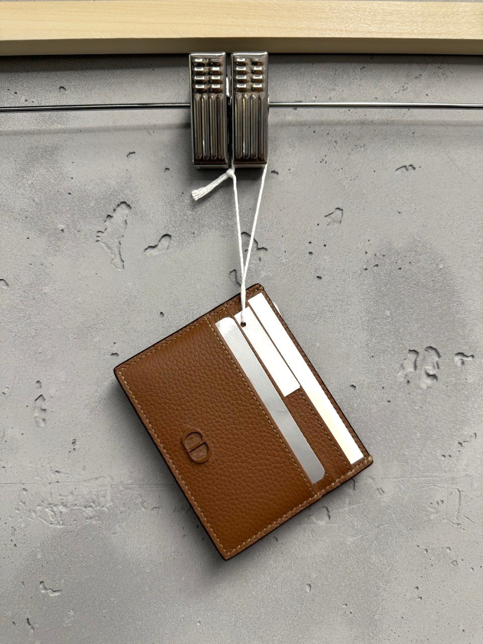 BERLIN VINTAGE CORNER brown textured leather card holder with multiple slots and subtle CD logo.