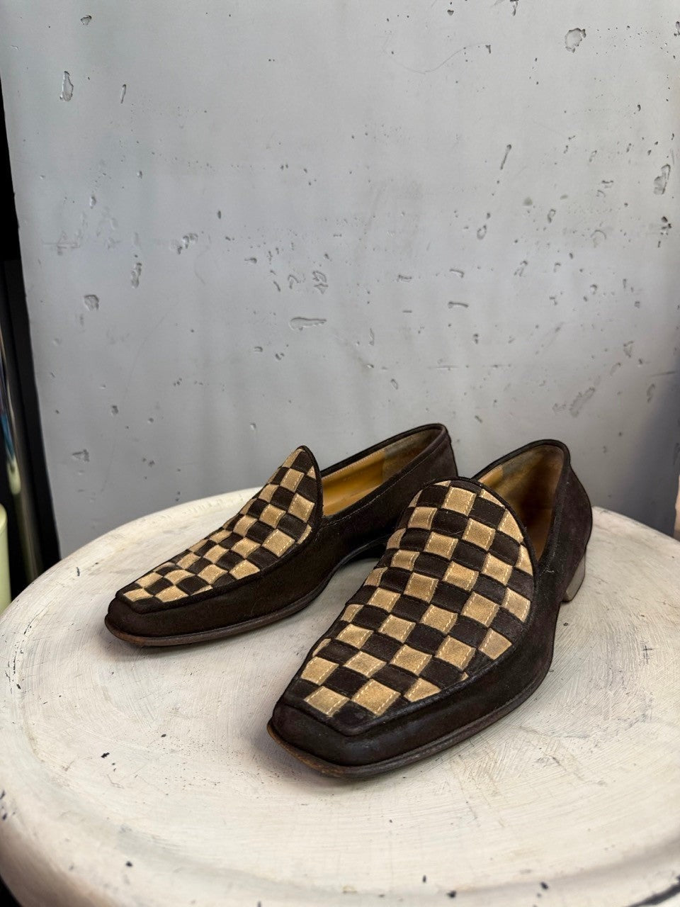 BERLIN VINTAGE CORNER brown suede loafers with tan checkered vamp detail. Square toe slip-on style.