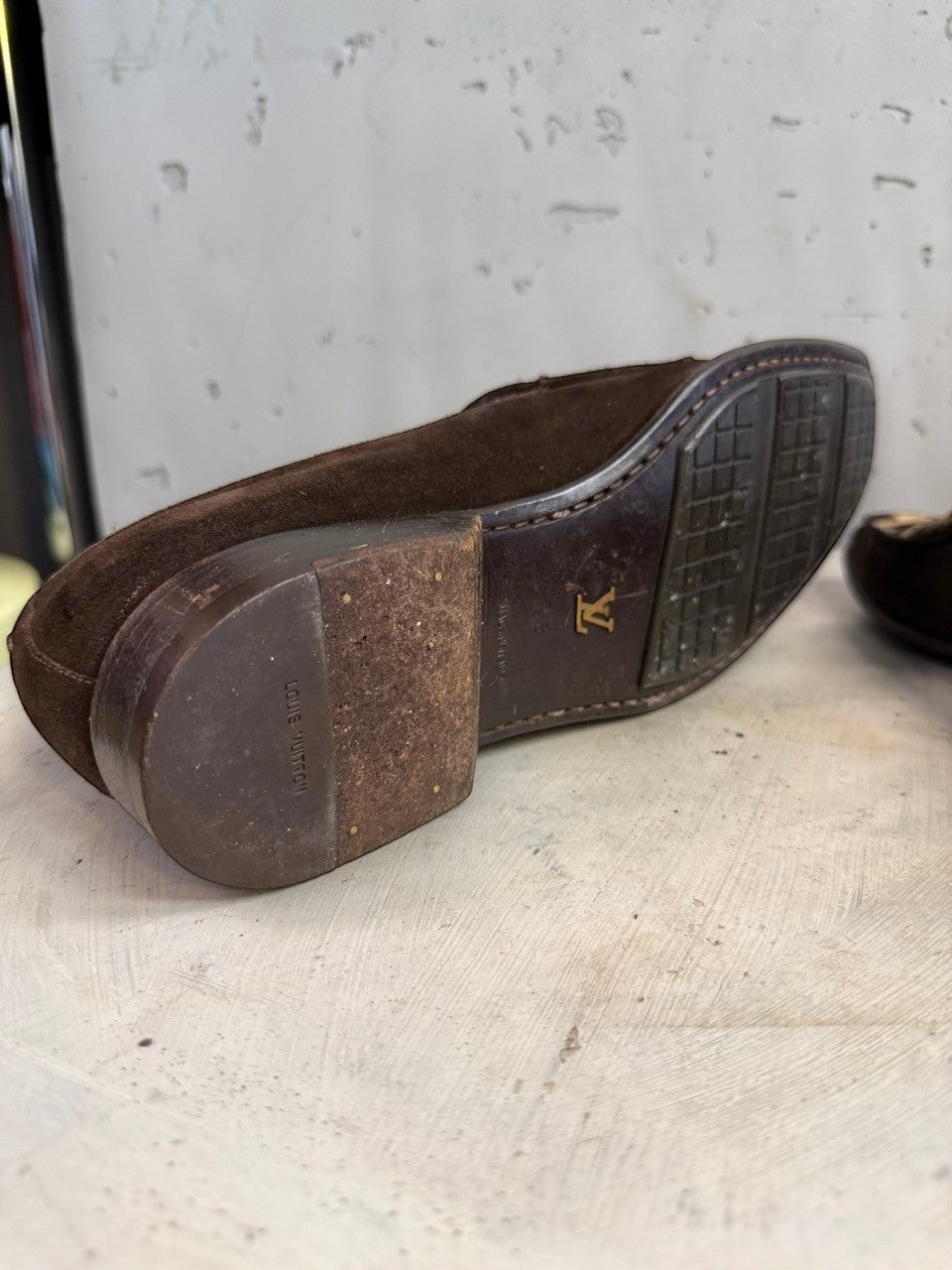 BERLIN VINTAGE CORNER brown suede loafers with leopard print accent and slip-on design.