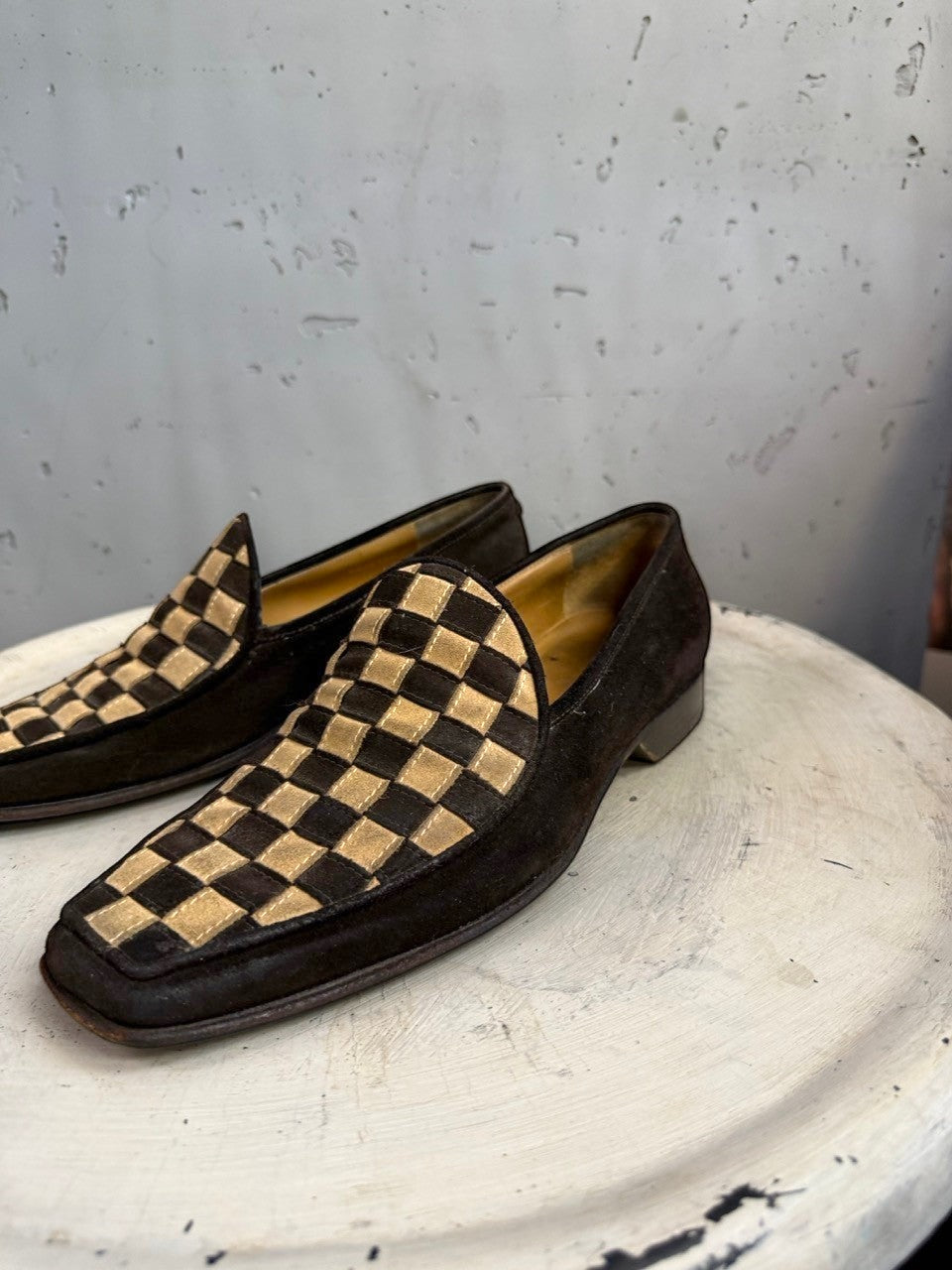 BERLIN VINTAGE CORNER brown suede loafers with tan checkerboard pattern vamp. Square toe slip-on style.