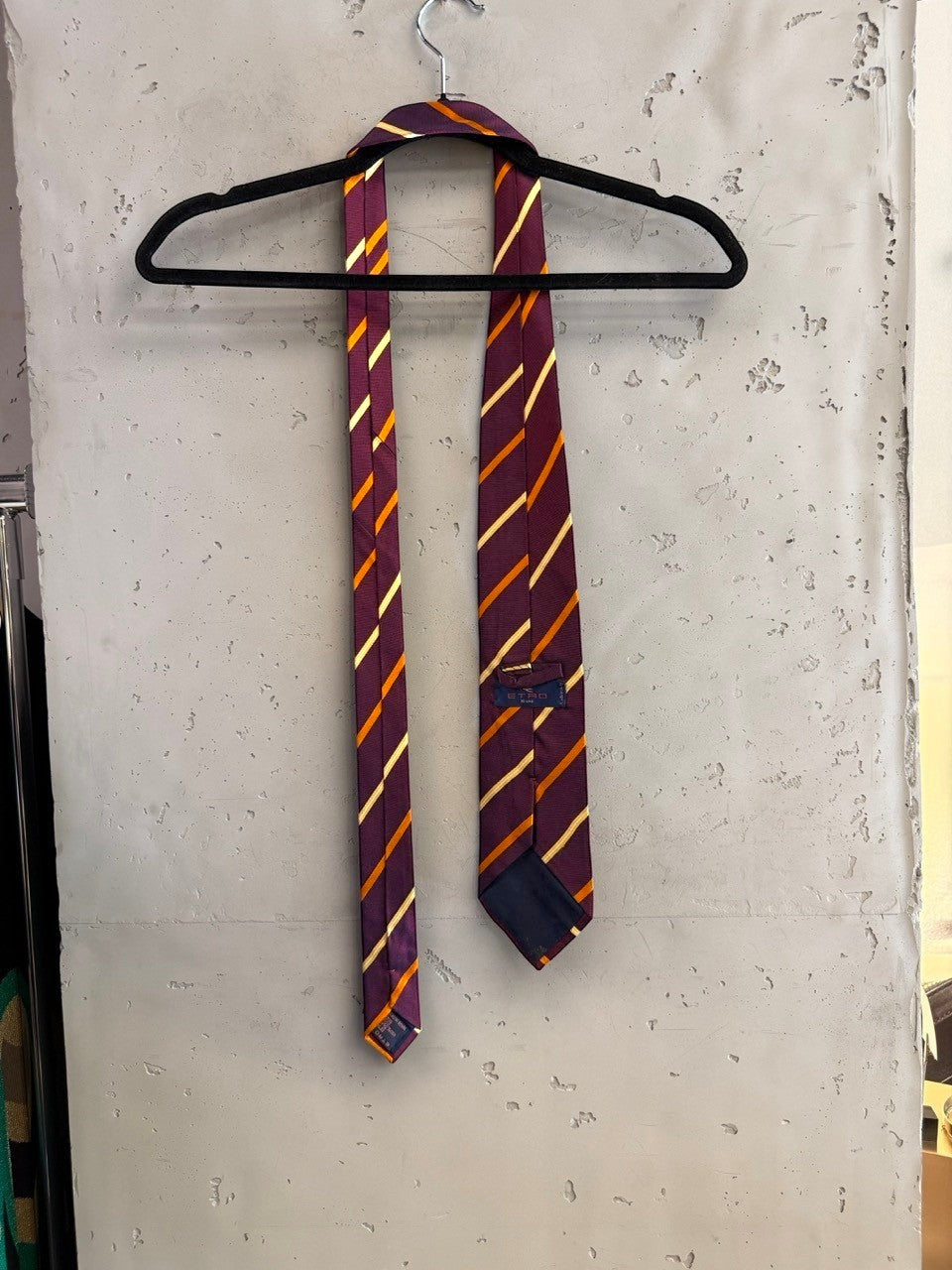 BERLIN VINTAGE CORNER burgundy silk tie with diagonal orange and yellow stripes. Classic accessory for formal wear.