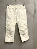BERLIN VINTAGE CORNER cream cotton blend cargo capri pants with mid-rise fit and multiple pockets.