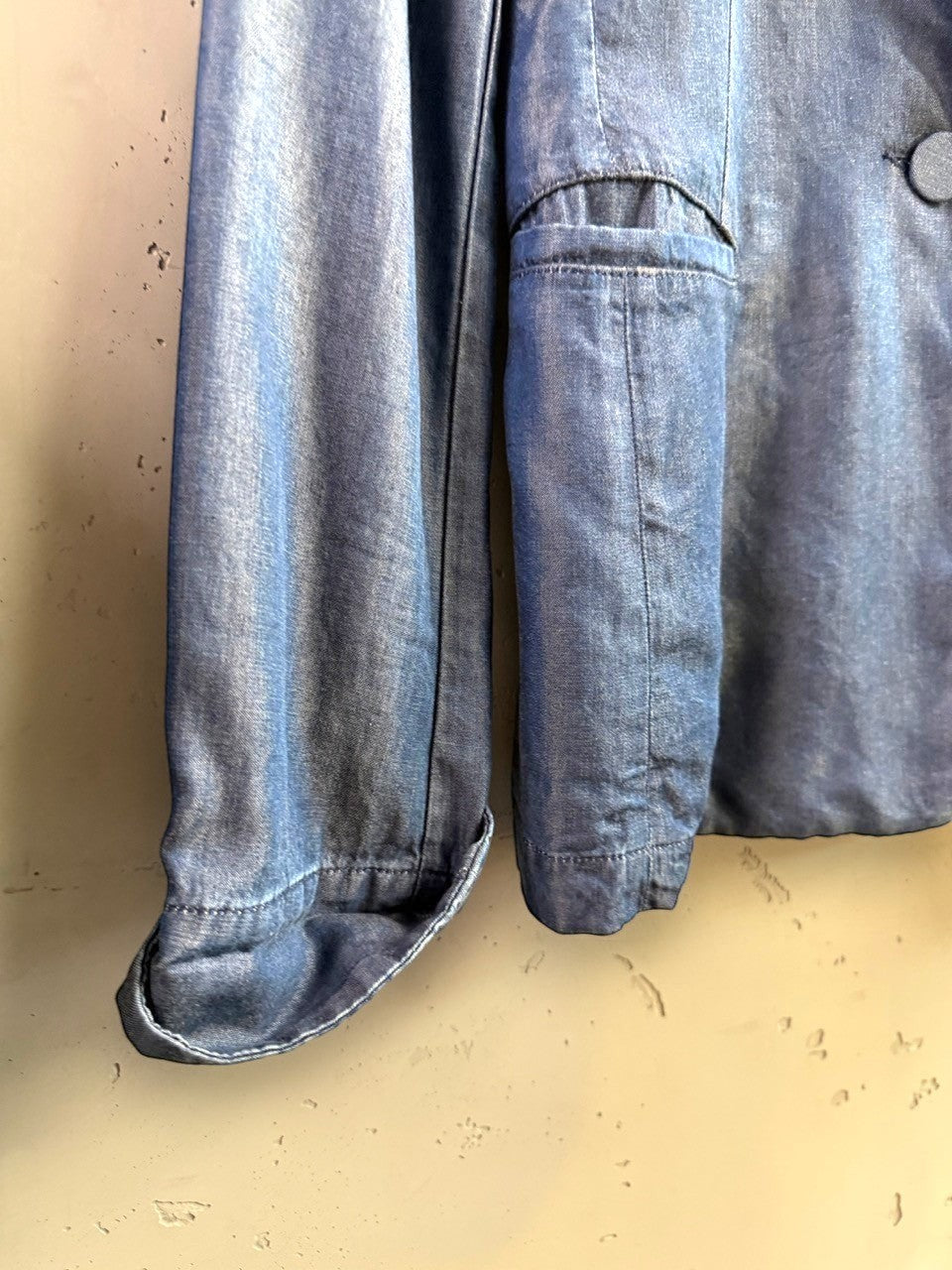 BERLIN VINTAGE CORNER blue denim blazer jacket with rolled cuffs and notched lapel