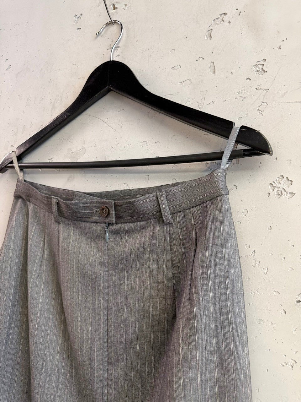 BERLIN VINTAGE CORNER Escada Margaretha Ley grey pinstripe wool skirt with button closure and belt loops.