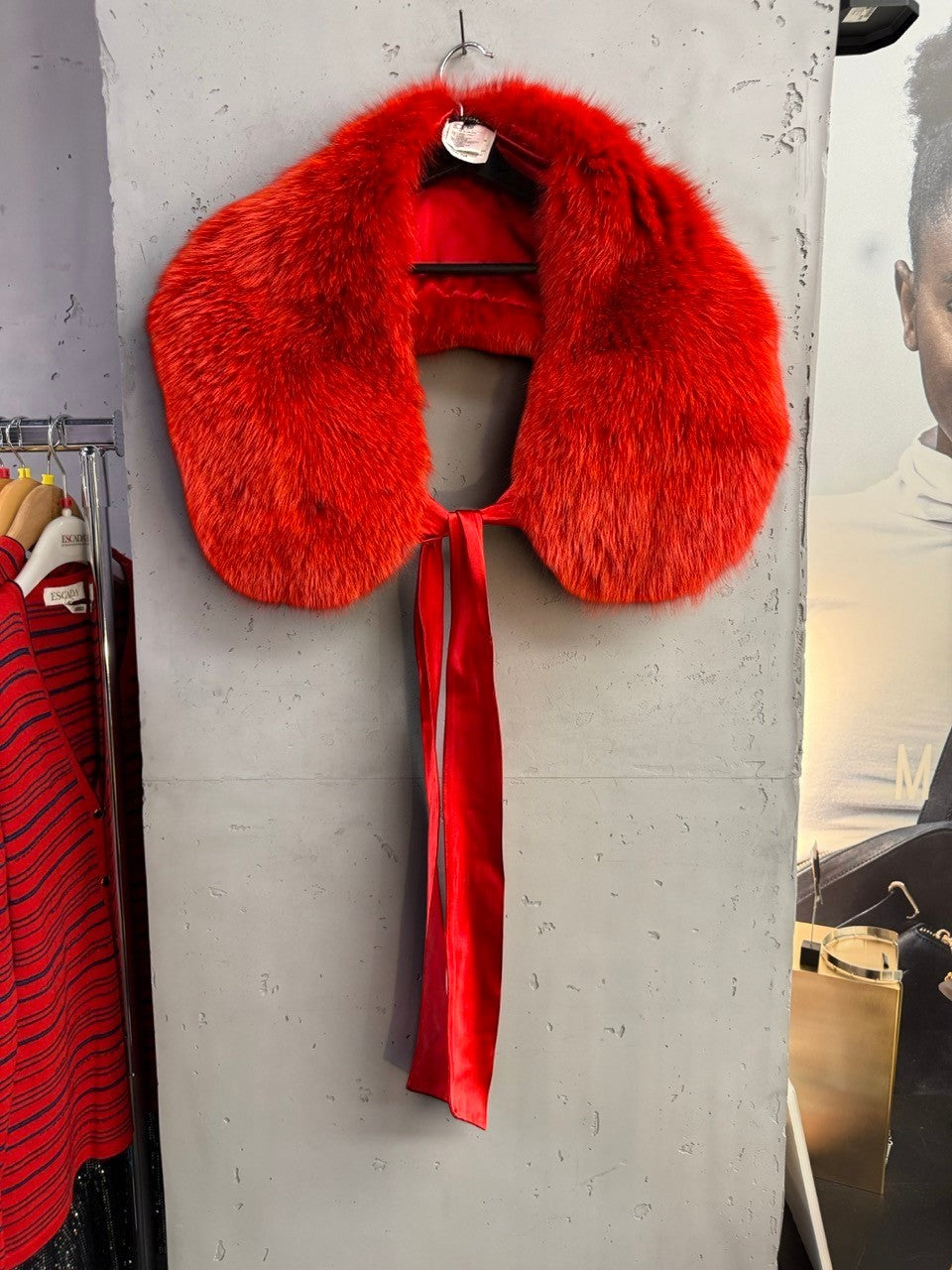 BERLIN VINTAGE CORNER Escada red shadow fox fur collar with silk ribbon ties for formal evening wear.