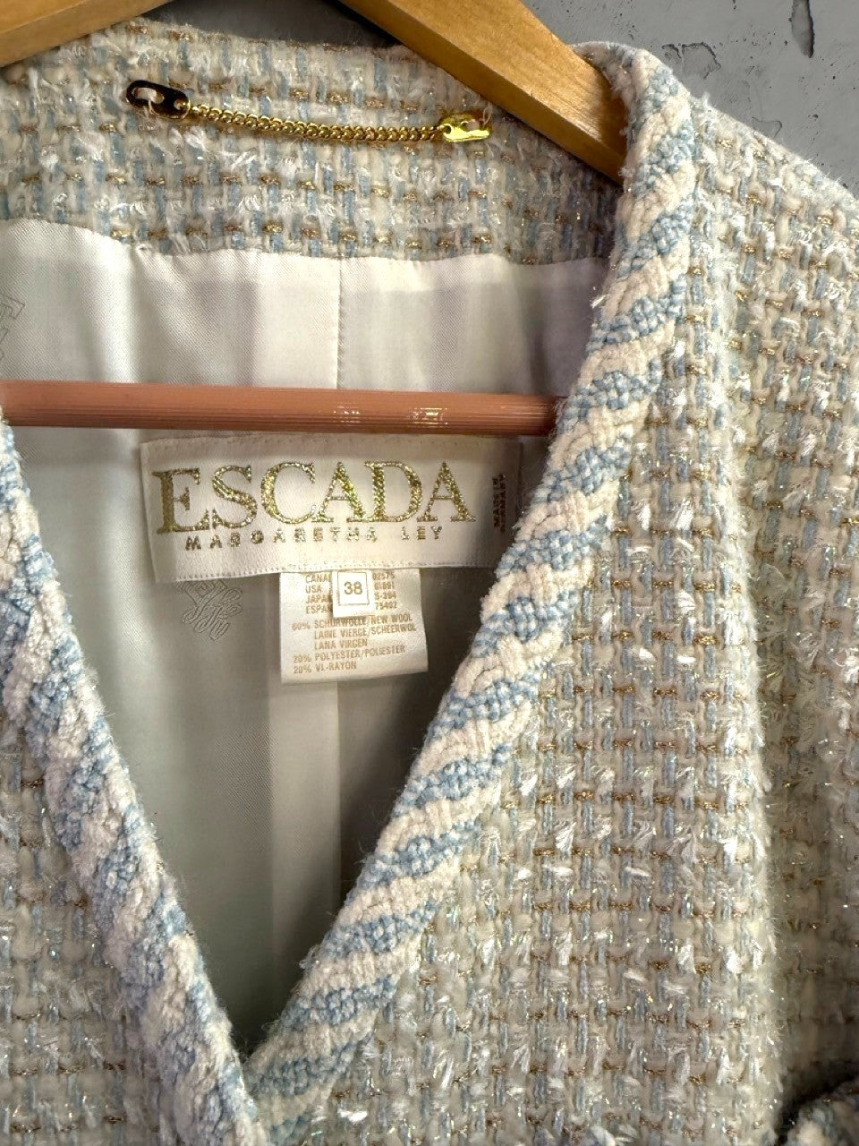 BERLIN VINTAGE CORNER Escada Margaretha Ley tweed blazer featuring light blue and white woven texture with braided trim.