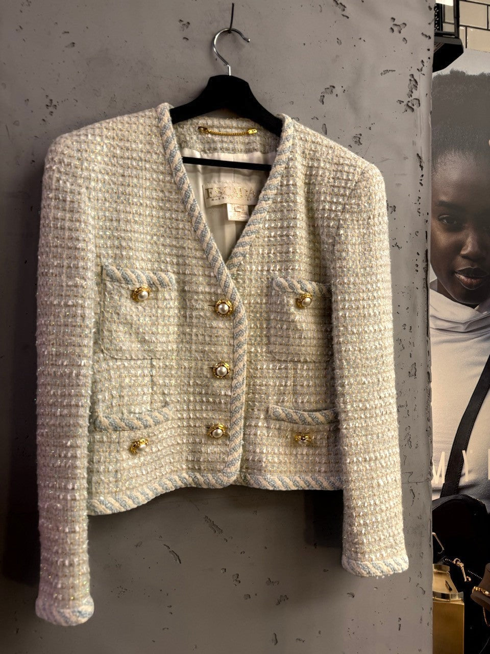 BERLIN VINTAGE CORNER vintage ESCADA Margaretha Ley tweed blazer in blue and cream with pearl gold-tone buttons.