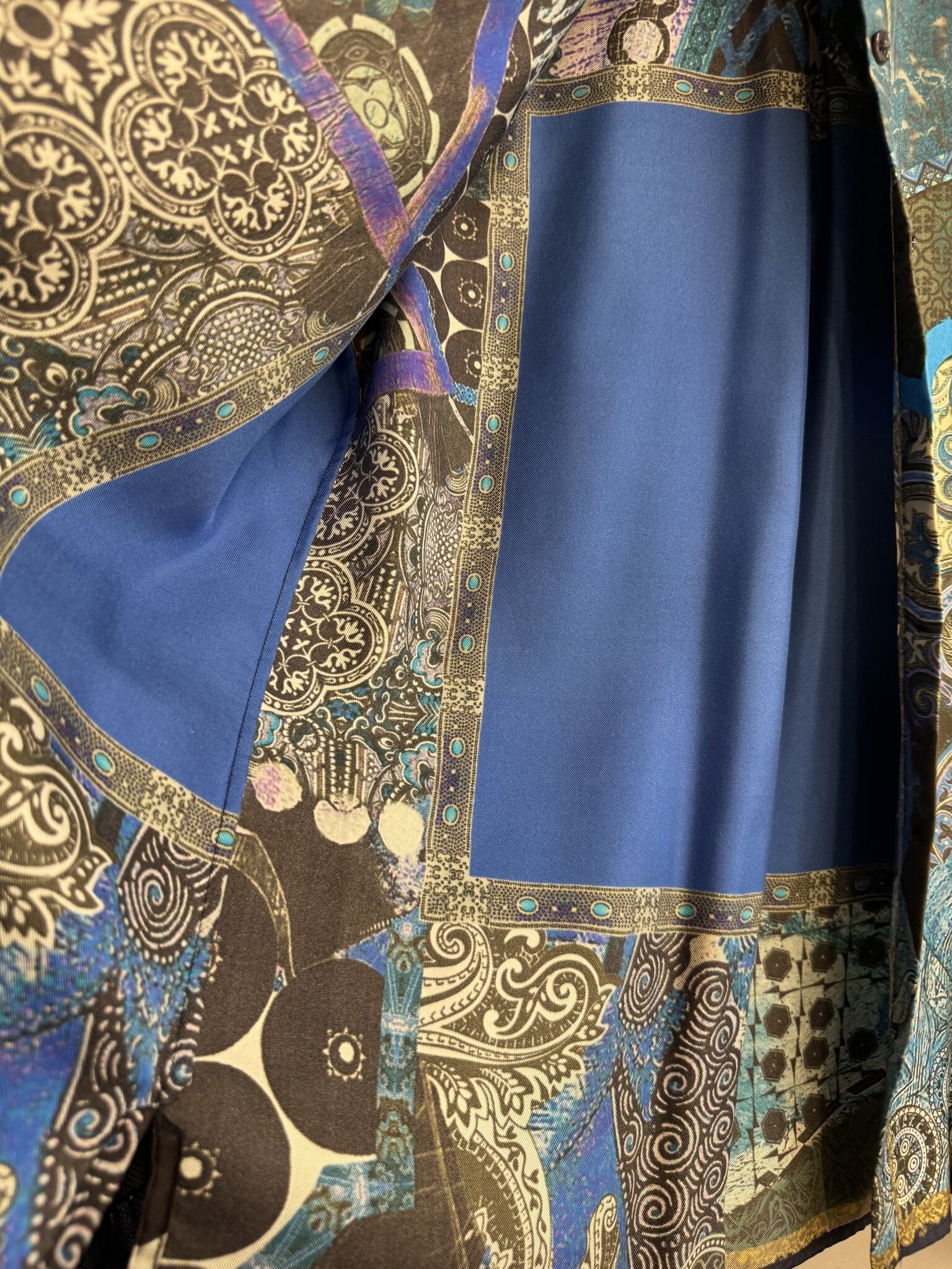 BERLIN VINTAGE CORNER ETRO long sleeve button down shirt featuring intricate blue and charcoal paisley patchwork design