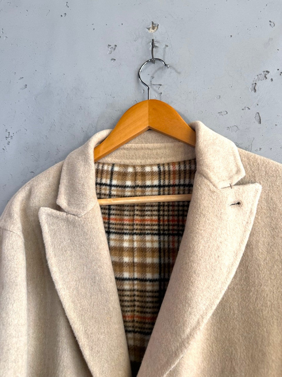 Etro reversible coat, lapel and check lining