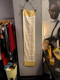 BERLIN VINTAGE CORNER GOLFINO rectangular silk scarf in cream and gold with golf-themed motifs and frayed edges.
