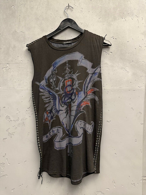 BERLIN VINTAGE CORNER dark grey cotton sleeveless top with graphic crest print and side grommet lacing detail.
