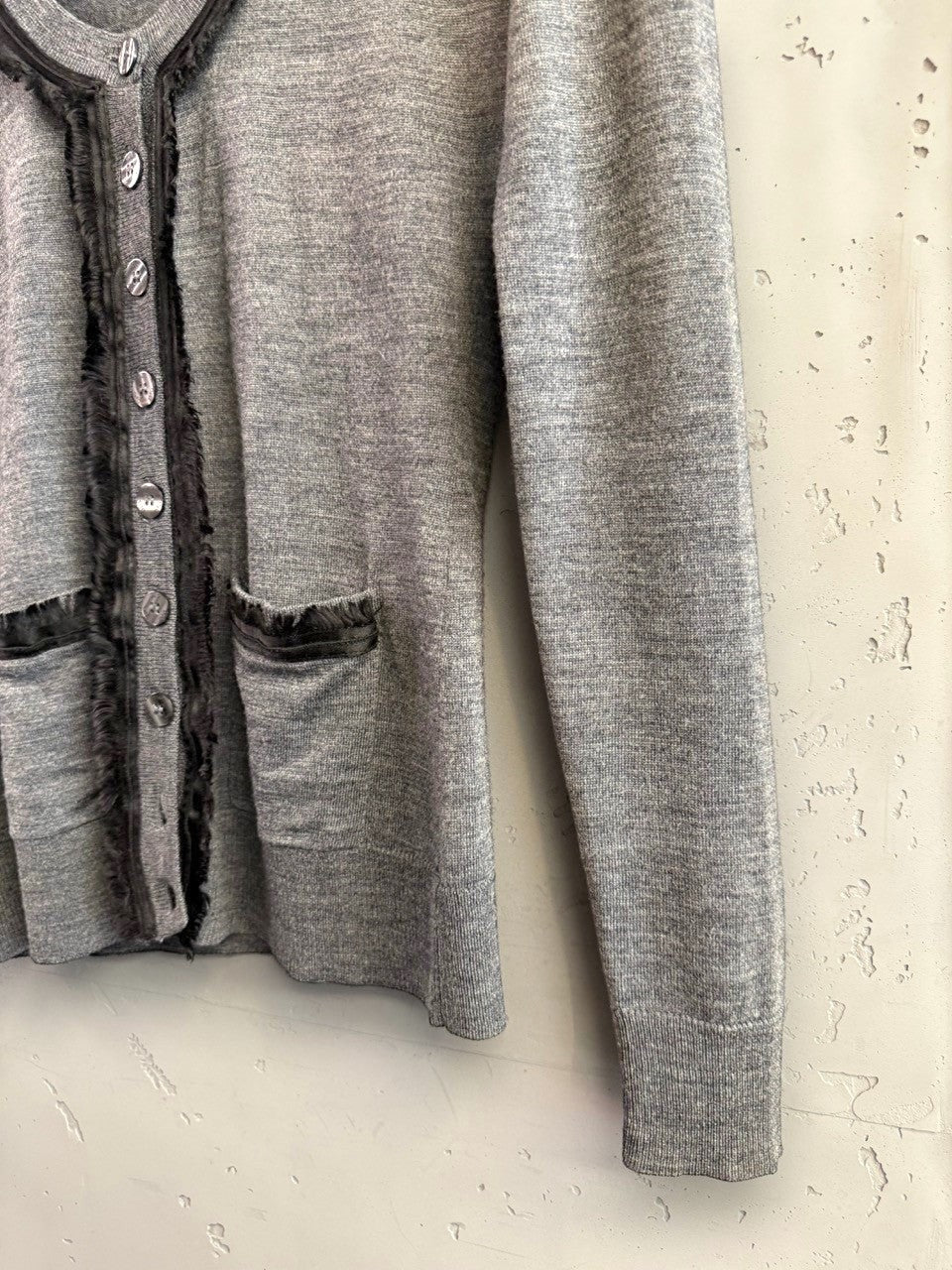 BERLIN VINTAGE CORNER grey fine-knit cardigan with embellished button front and two pockets.