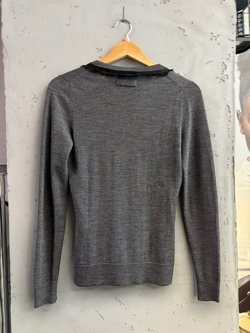 BERLIN VINTAGE CORNER grey fine-knit cardigan sweater with embellished trim and button front.