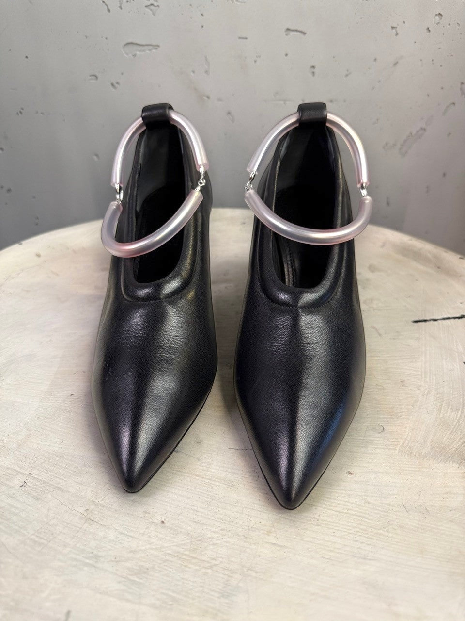 BERLIN VINTAGE CORNER Jil Sander black leather pointed-toe pumps with unique translucent sculptural ankle rings
