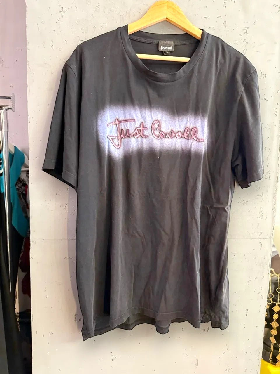 BERLIN VINTAGE CORNER black Just Cavalli cotton crewneck t-shirt with spray-paint effect logo graphic