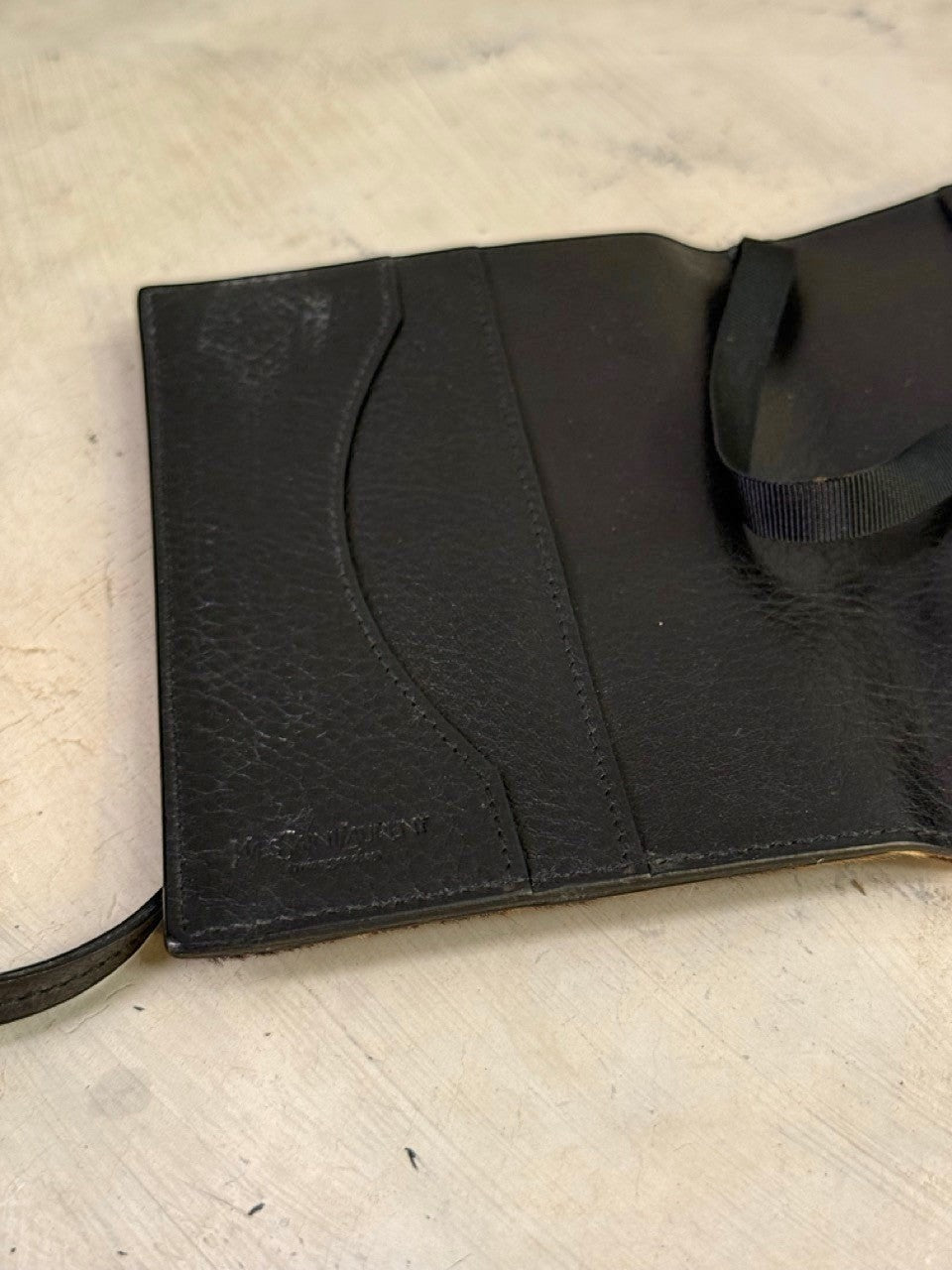 BERLIN VINTAGE CORNER black leather cardholder with leopard print calf hair accent and strap