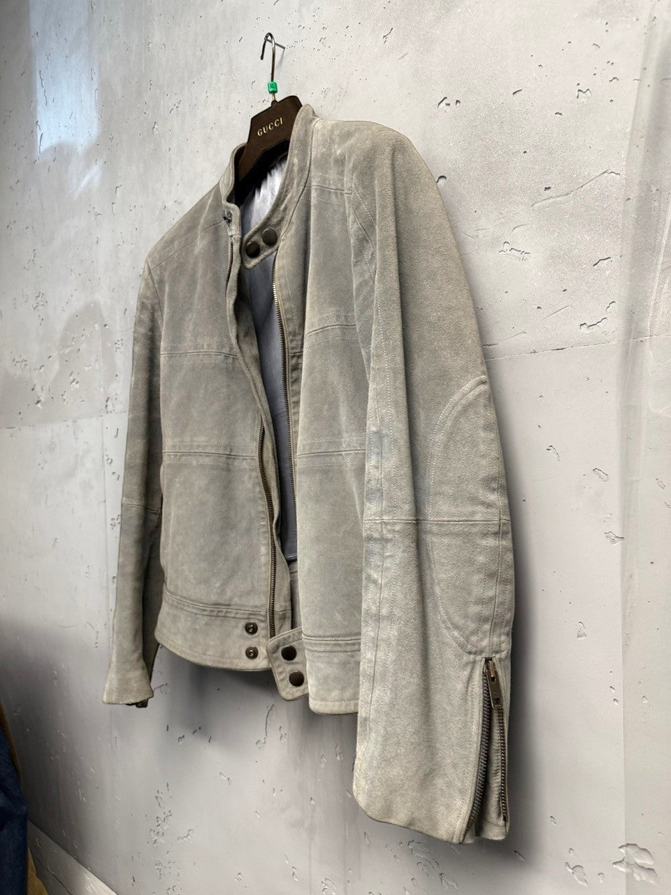 BERLIN VINTAGE CORNER light grey suede moto jacket with zip front, zippered pockets, and stand-up collar.