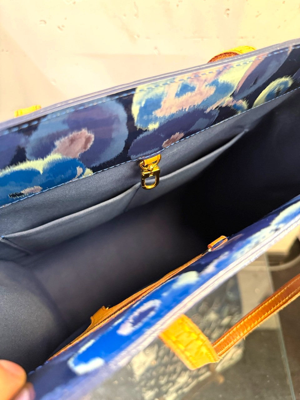 Louis Vuitton Catalina NS Vernis Ikat Tote in Grand Bleu, interior