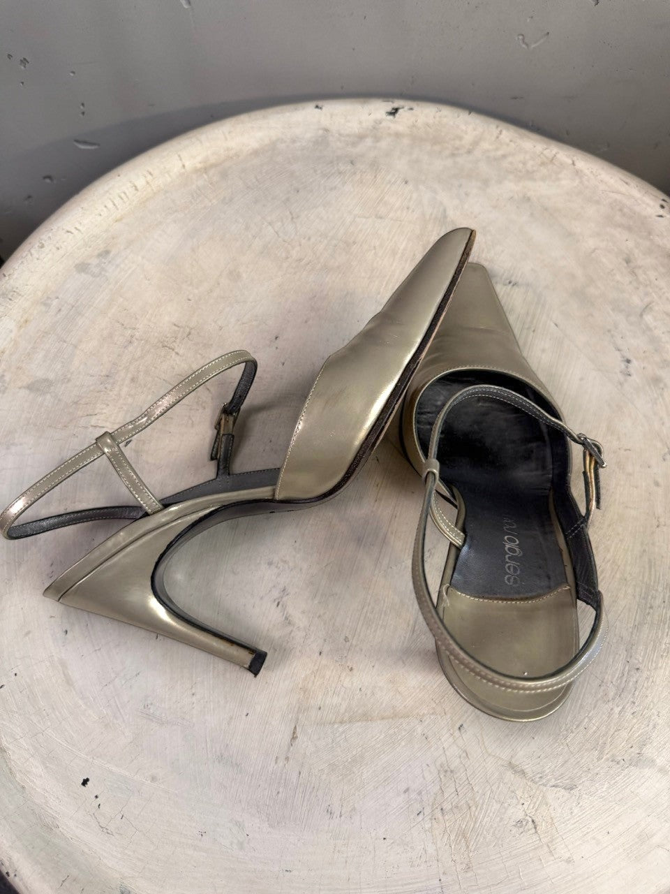 BERLIN VINTAGE CORNER metallic taupe leather slingback pointed toe heels with adjustable straps.