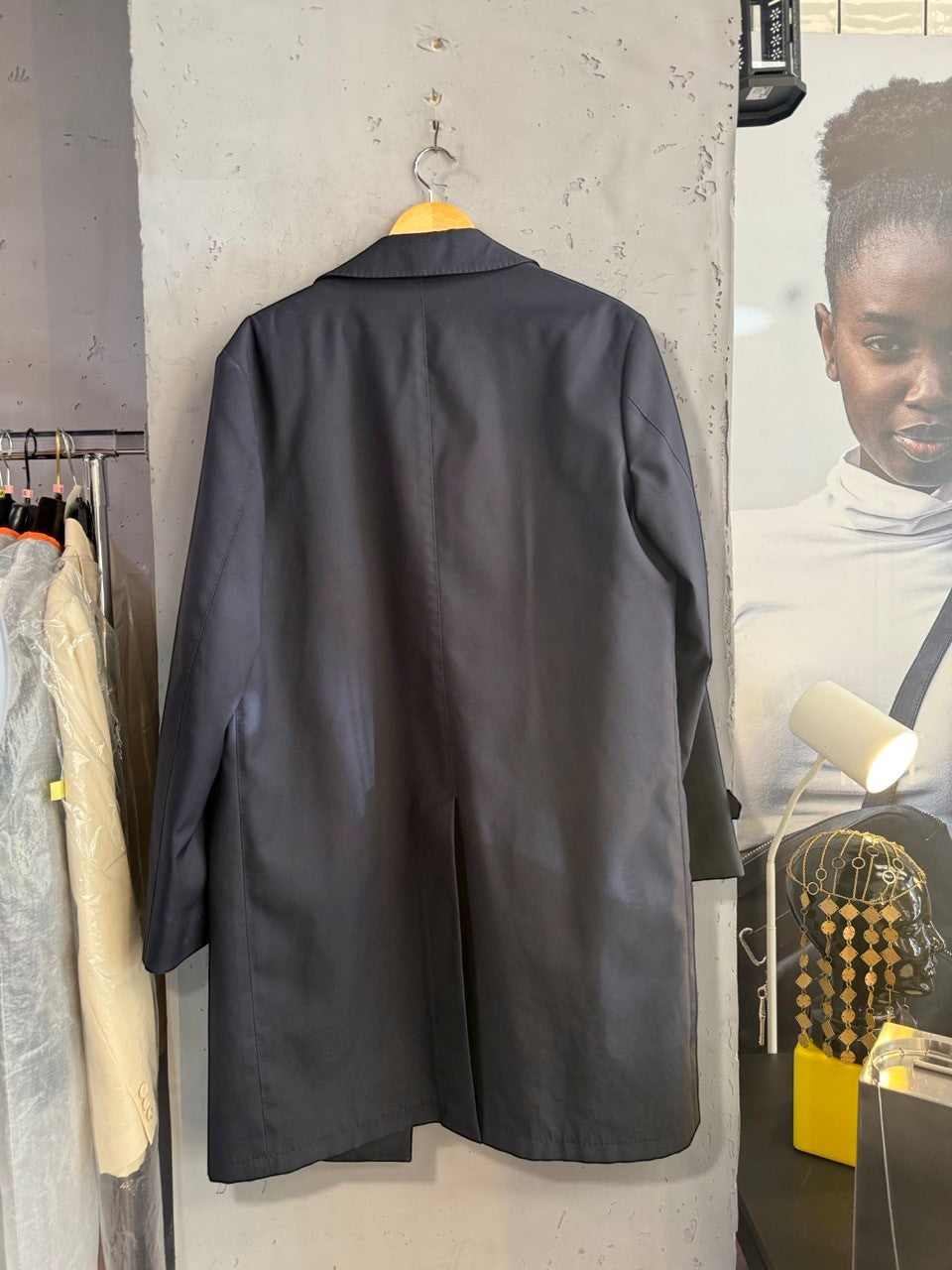 Patrick Hellmann navy cotton coat, back view