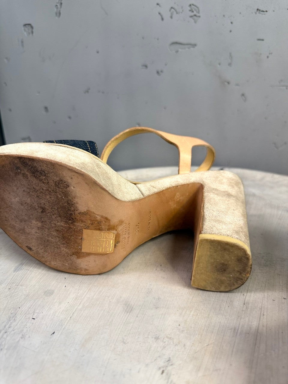 BERLIN VINTAGE CORNER platform block heel sandals with light tan leather ankle strap and denim toe strap.