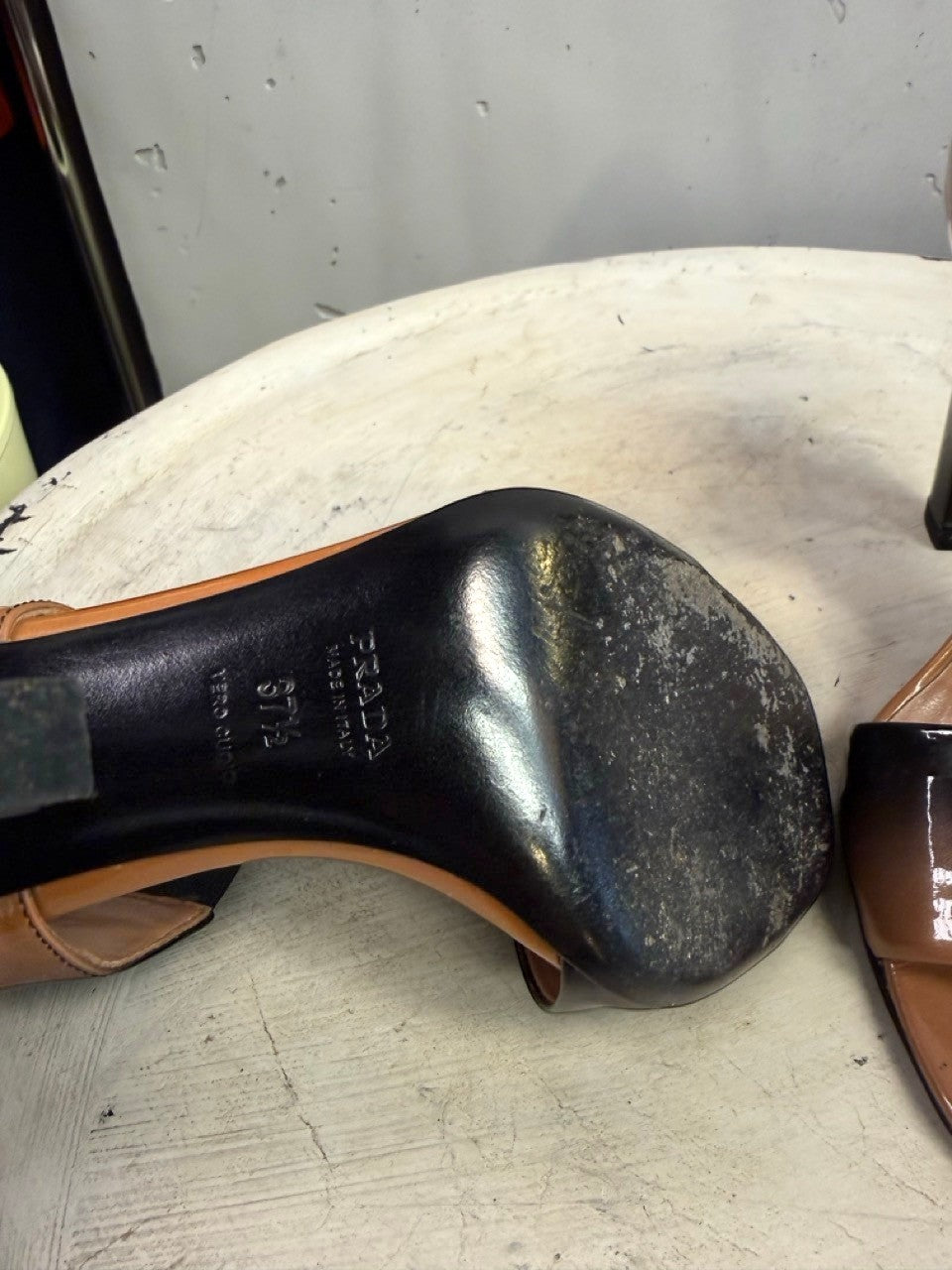 BERLIN VINTAGE CORNER Prada patent leather sandal sole with embossed logo and size 37.5 detail