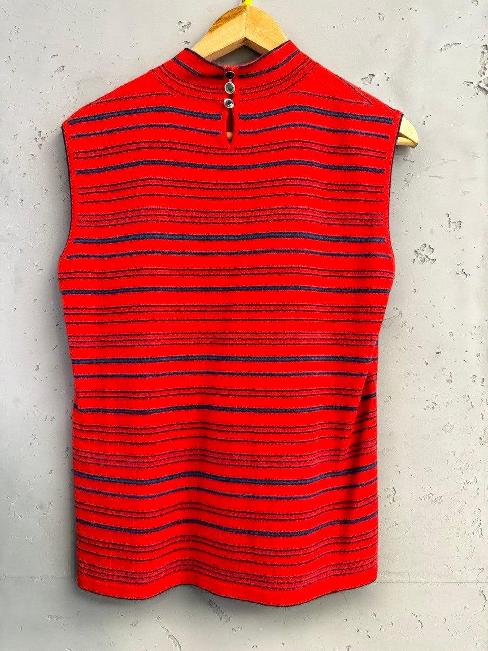BERLIN VINTAGE CORNER red and navy blue striped sleeveless mock neck knit top with keyhole button detail.