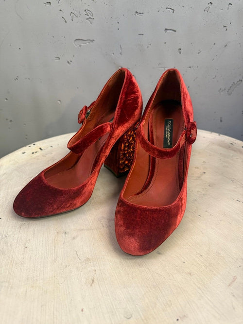 BERLIN VINTAGE CORNER red velvet Mary Jane pumps with crystal-encrusted block heels and strap detail.
