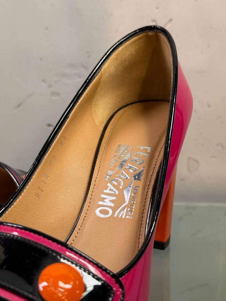 Ferragamo pumps, rounded toe and piped topline