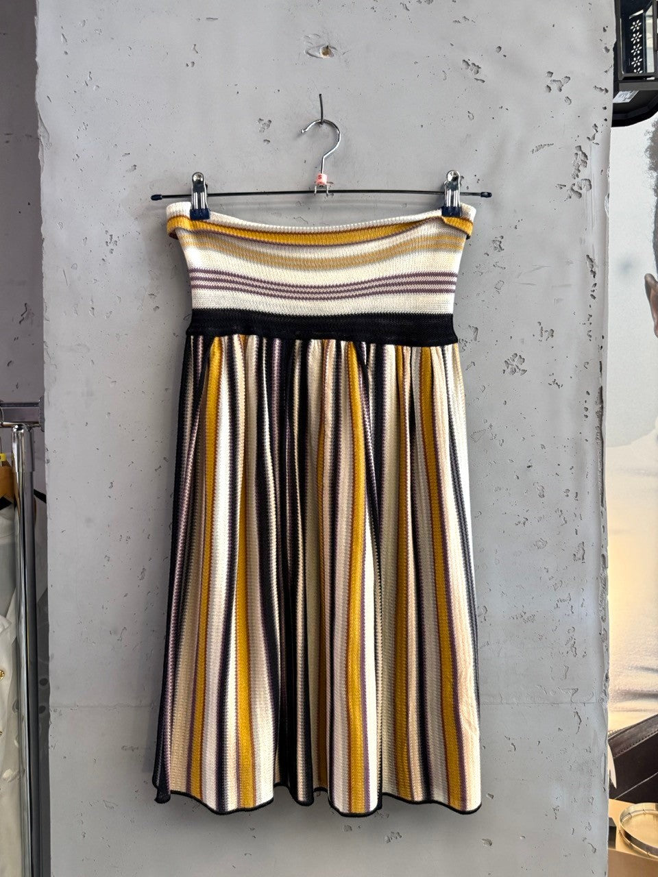 BERLIN VINTAGE CORNER strapless midi dress with vertical stripes in cream, mustard, purple, and black knit