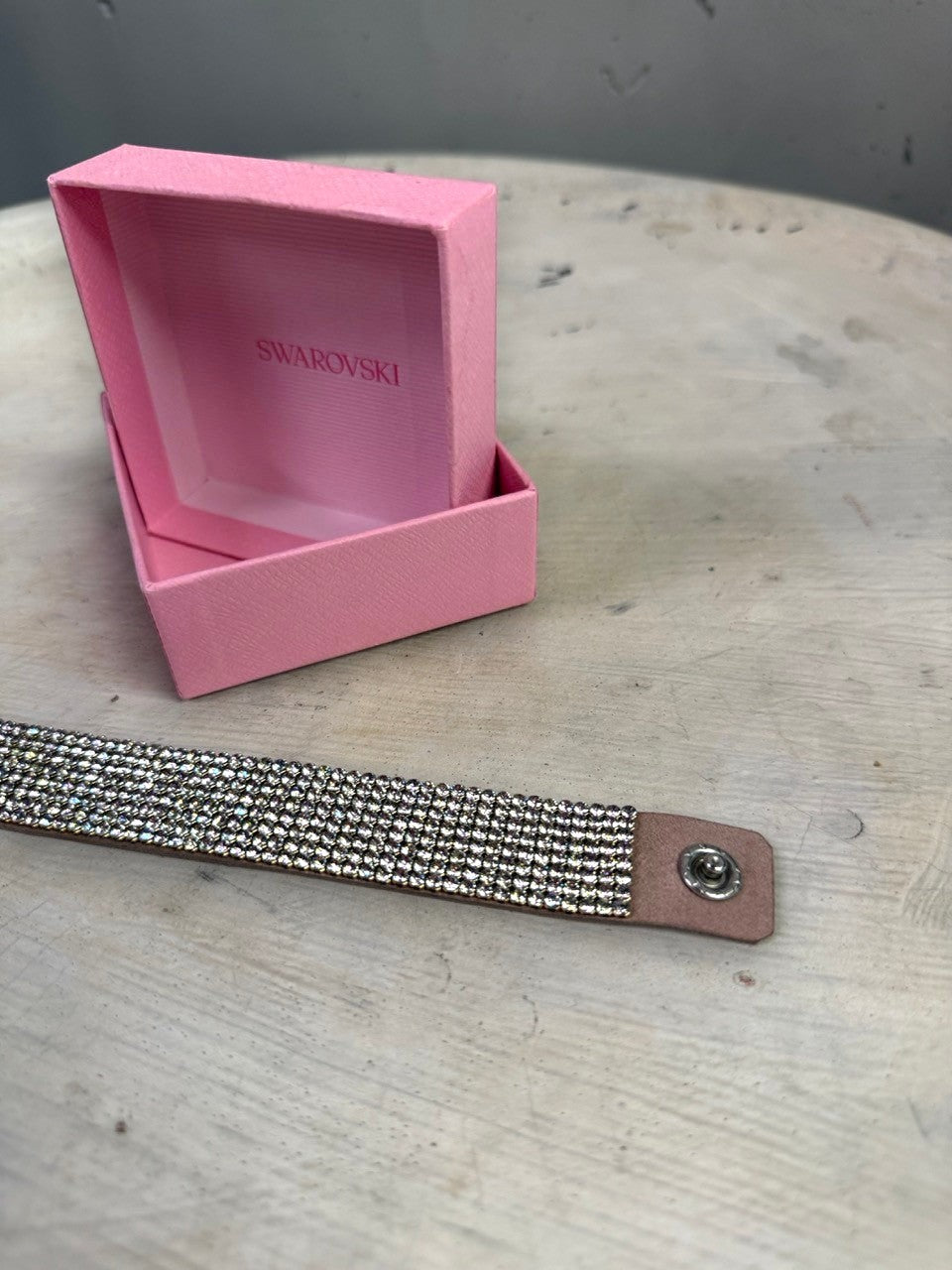 BERLIN VINTAGE CORNER Swarovski crystal multi-row wrap bracelet with snap closure and signature pink gift box