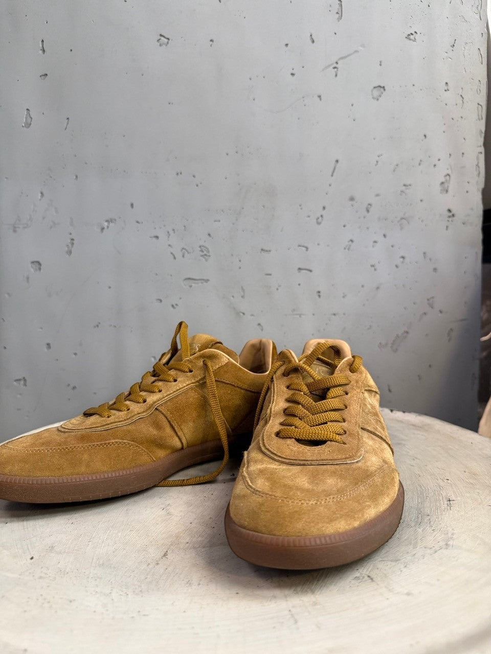 BERLIN VINTAGE CORNER tan suede driving shoes with rubber pegs and lace-up closure.