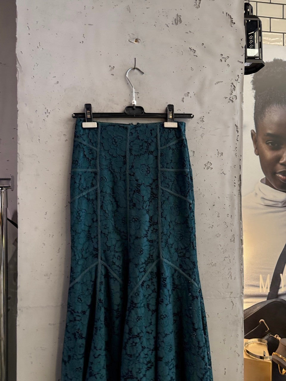 BERLIN VINTAGE CORNER teal lace mermaid midi skirt with floral pattern and paneling detail.