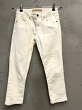 BERLIN VINTAGE CORNER white cotton denim jeans with five-pocket design and flattering silhouette.