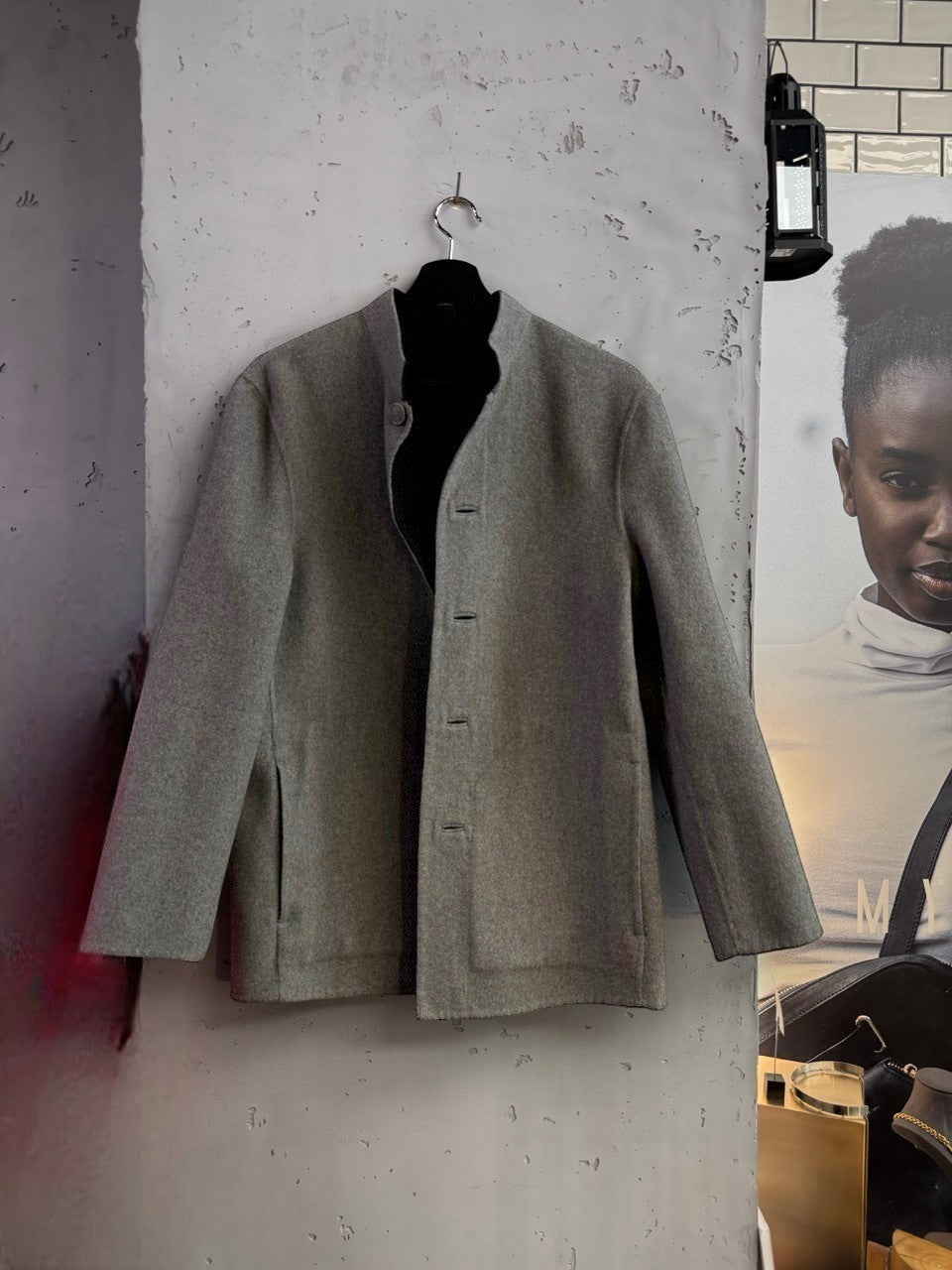 BERLIN VINTAGE CORNER charcoal grey wool blend band collar jacket with button closure and two front pockets.