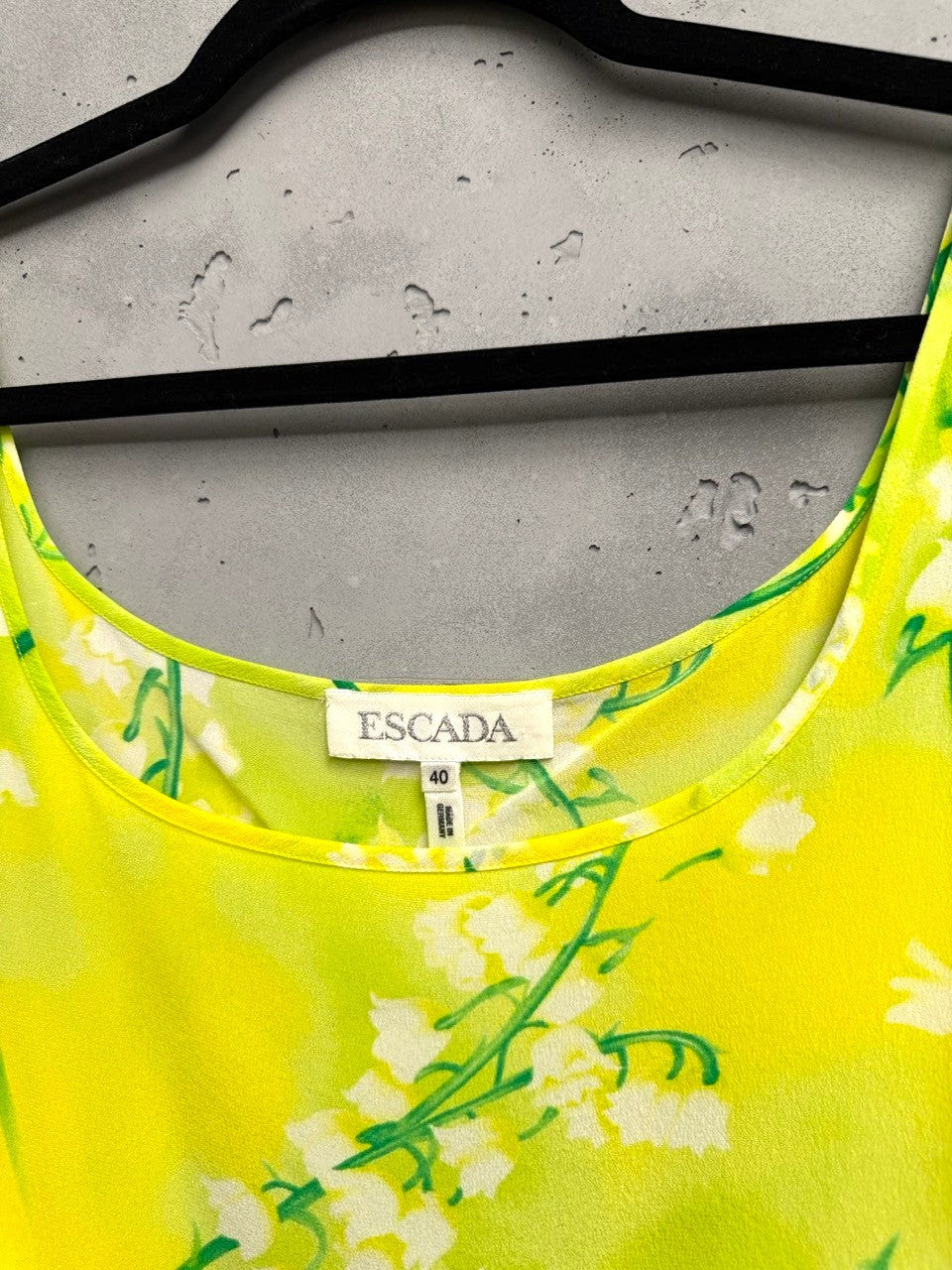 BERLIN VINTAGE CORNER yellow silk blend tank top with lily of the valley floral print and scoop neckline.