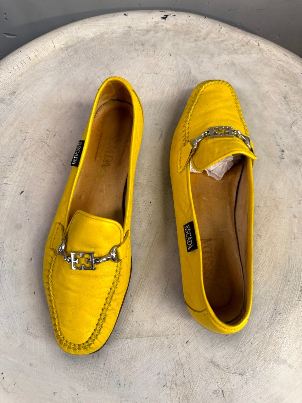 BERLIN VINTAGE CORNER yellow leather loafers with silver-tone metal accent and detailed stitching.