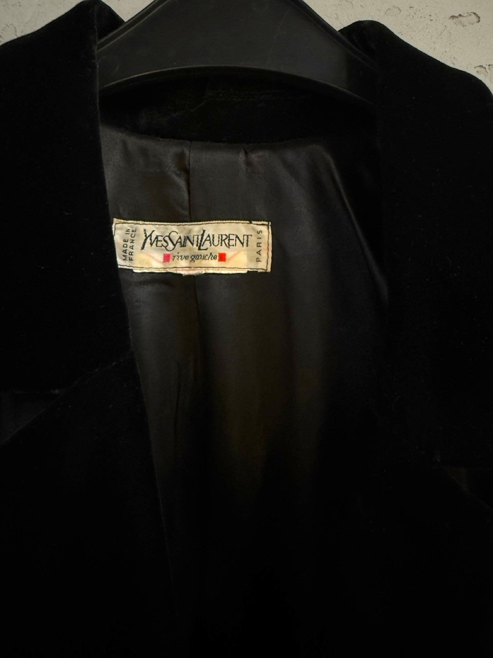 BERLIN VINTAGE CORNER Yves Saint Laurent rive gauche Paris label, made in France.
